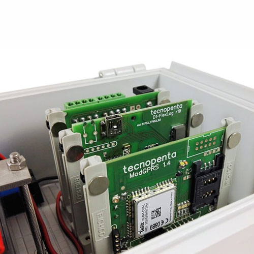Data logger D1 FlexLog per il monitoraggio e la registrazione di vari parametri ambientali in tempo reale - Tecnopenta Srl
